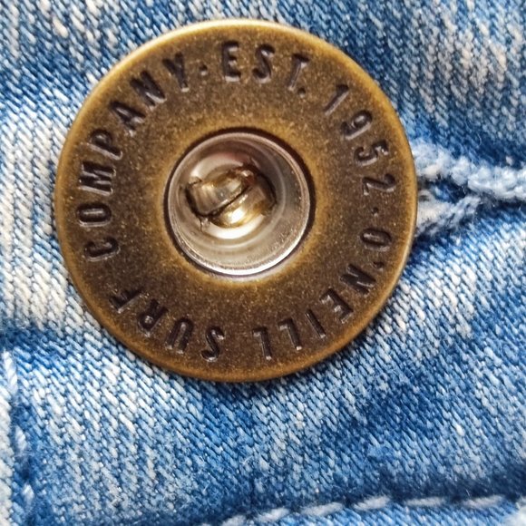O'Neil jeans short washed distressed blue women's waist 17.5" - Picture 8 of 8
